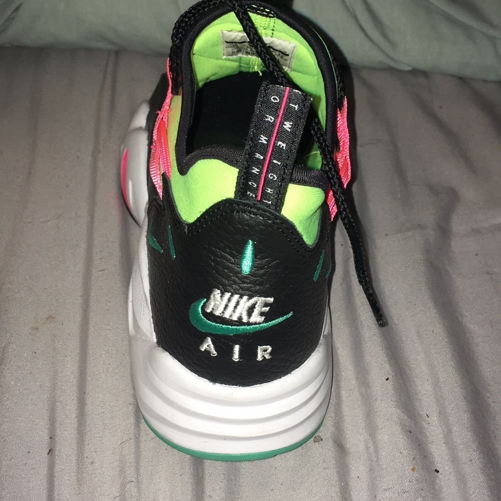 Nike Air “Scream Lwp” Cross Training Shoes Gem